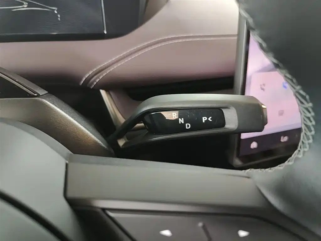 Xiaomi Auto Xiaomi SU7 2024 RWD Ultra Long Range Advanced Smart Driving Pro Edition фото 14