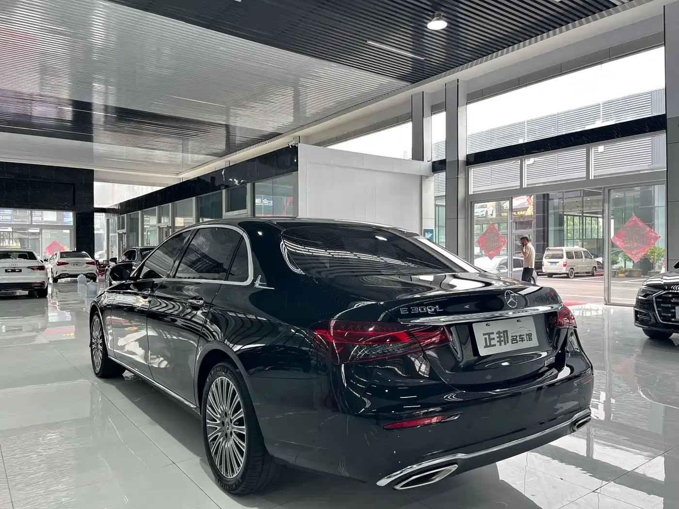 Mercedes-Benz E-Class 2023 E 300 L Luxury фото 5