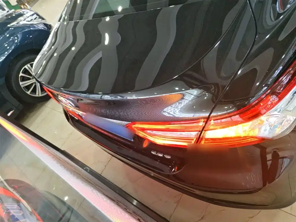 Toyota Camry 2018 2.0G Luxury Edition фото 6