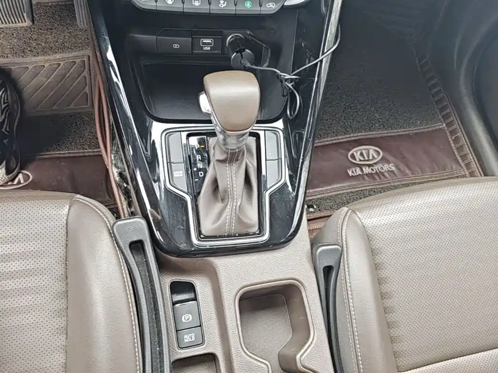 Kia Sportage 2018 2.0L Automatic Smart Luxury (China V) фото 14