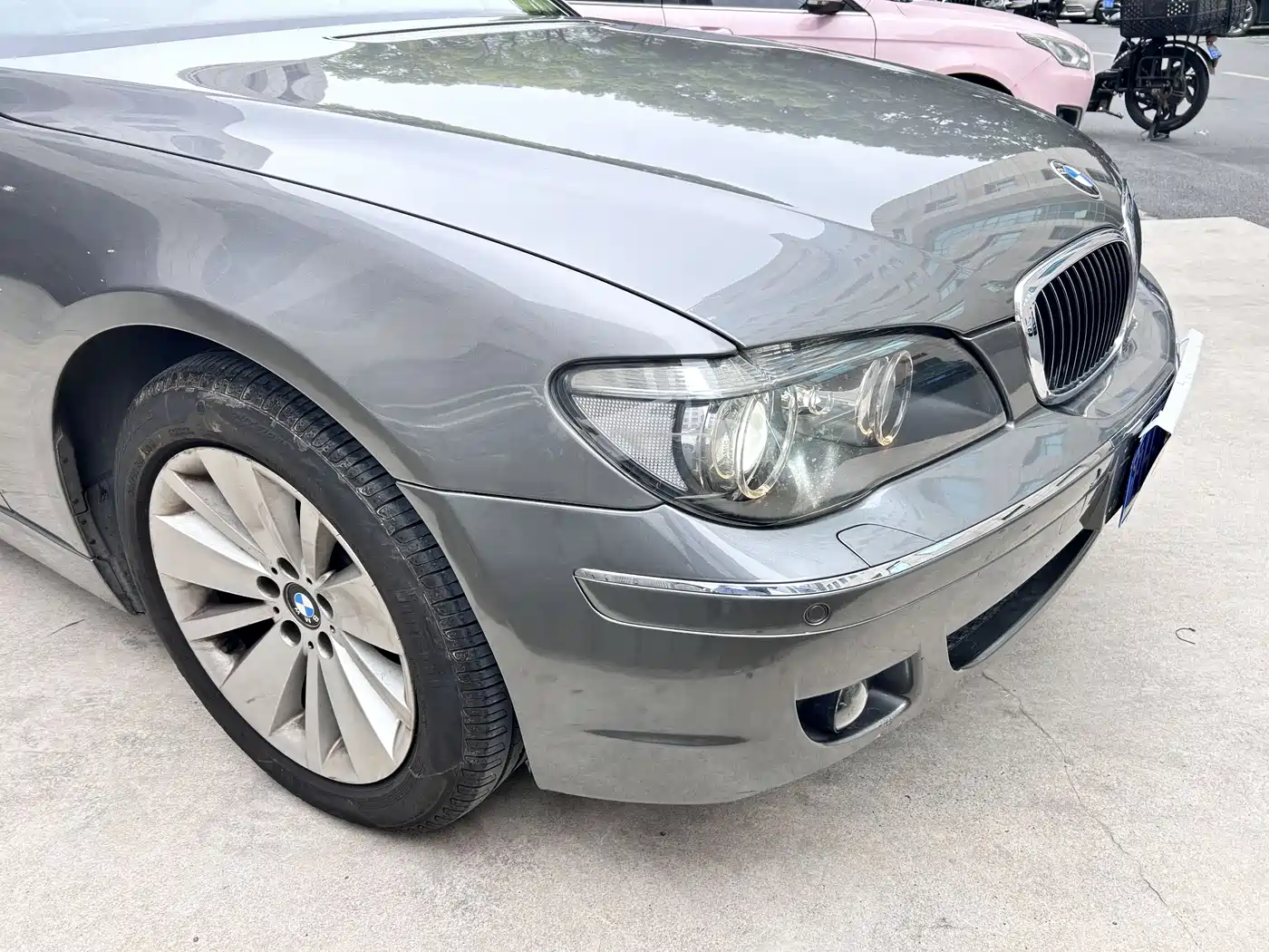 BMW 7 Series 2009 730Li Luxury фото 4