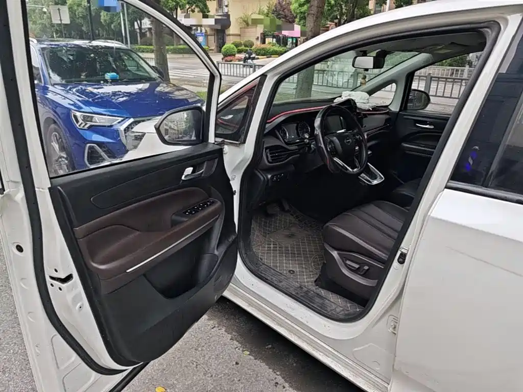 GAC Trumpchi Trumpchi M6 2019 270T DCT Premium Edition (7-seater) (China VI) фото 16