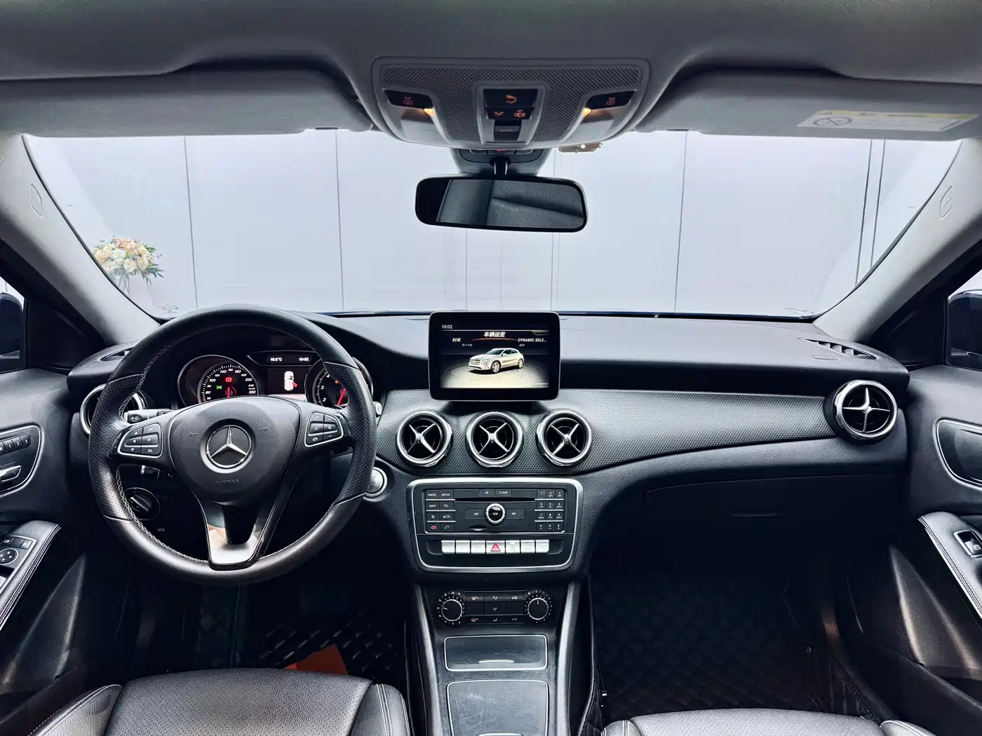 Mercedes-Benz GLA 2017 GLA 200 Dynamic фото 19