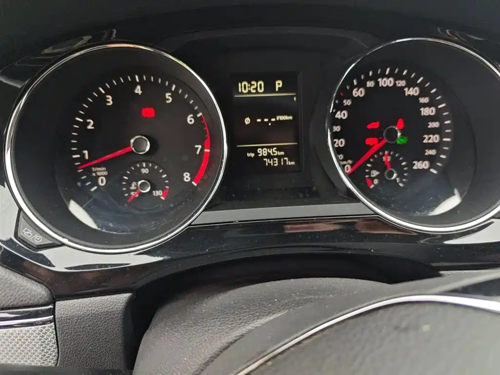 Volkswagen Sagitar 2017 230TSI Automatic Comfort фото 5