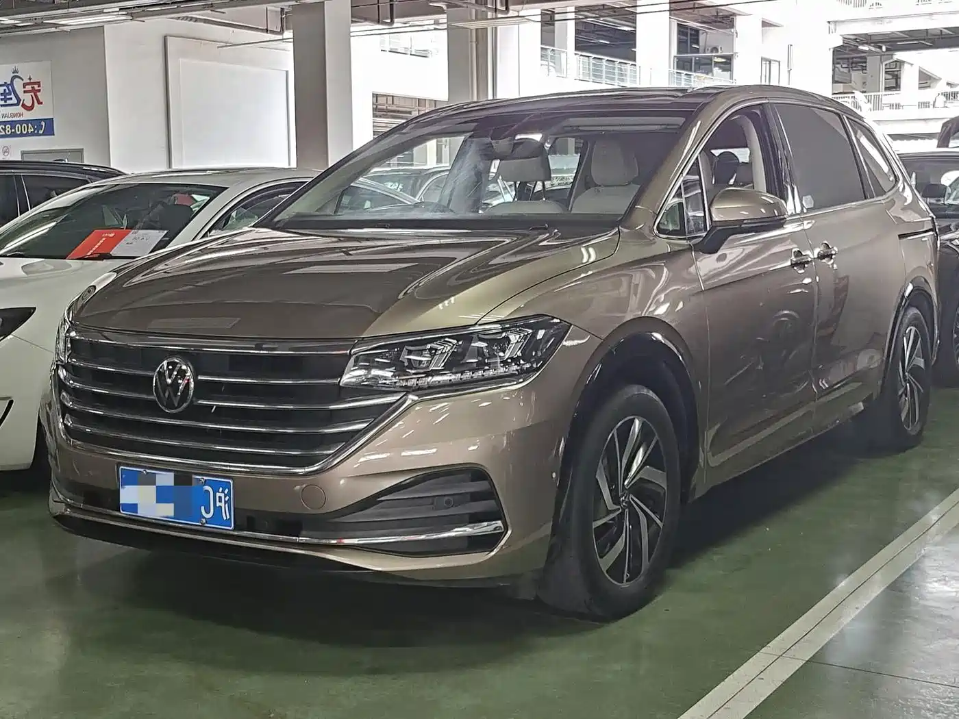 Volkswagen Viloran 2022 380TSI Premium Edition