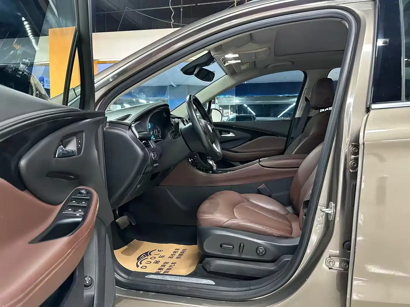 Buick Envision Plus 2018 28T 4WD Luxury фото 5