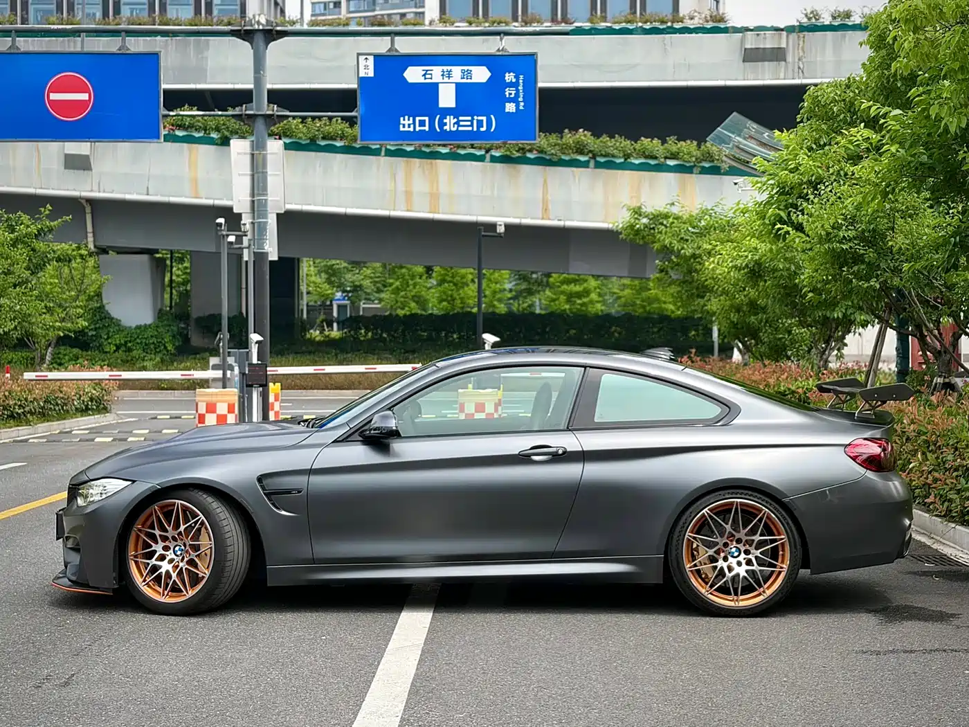 BMW M4 2016 M4 GTS фото 7