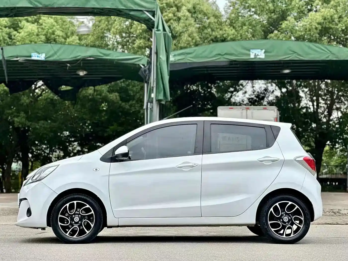 Changan Benben 2017 2015 1.4L IMT Premium (China V)