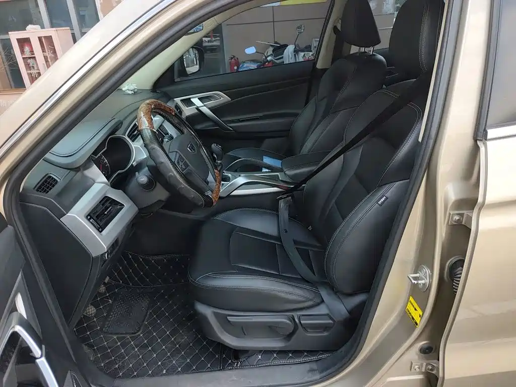 Geely Boyue 2016 2016 2.0L Manual Smart Connectivity