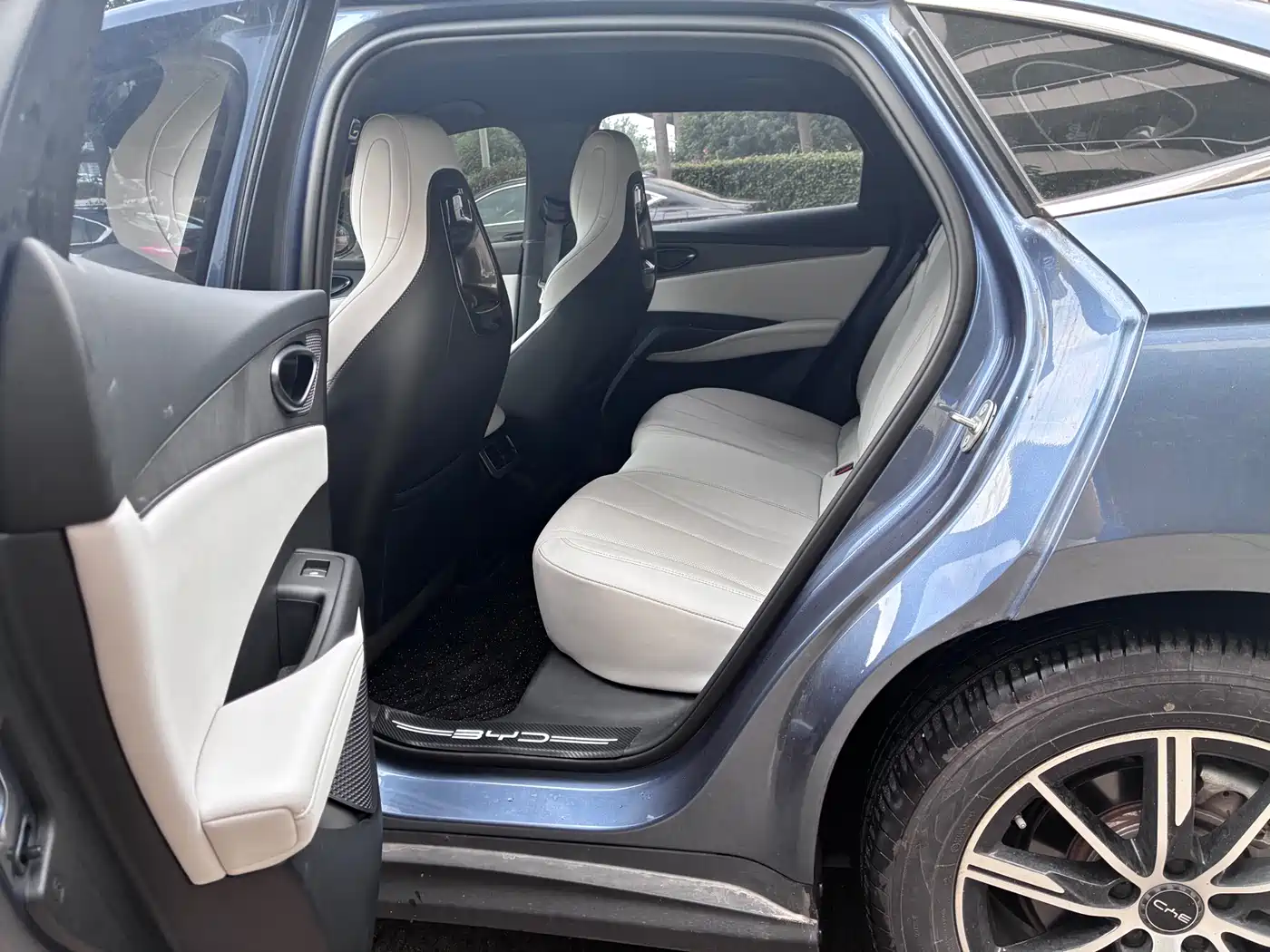 BYD Seal 06 New Energy 2024 DM-i 80KM Luxury фото 9