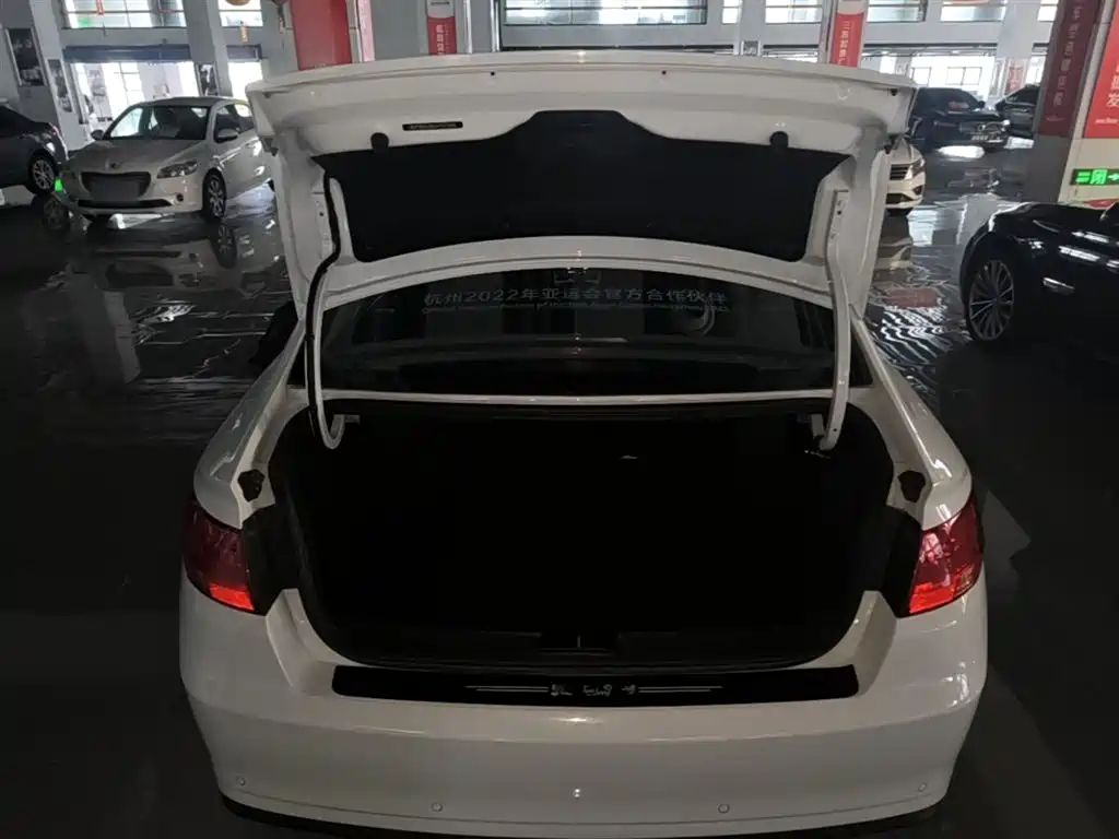 Geely Emgrand GL 2020 2020 1.4T CVT Asian Games Edition