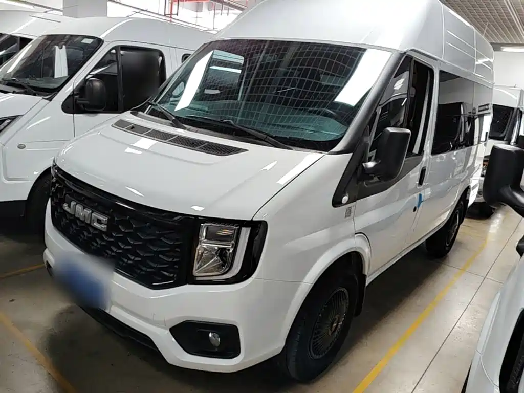 Jiangling JMC Fushun 2025 2025 Model 2.0T 6MT Diesel Short Wheelbase Medium-High Roof Commercial MPV 5/6 Seats