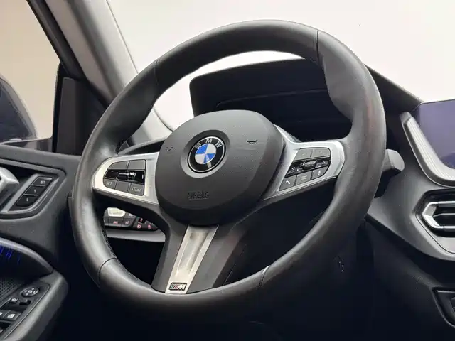BMW 2 Series (Import) 2023 225i 4-Door Coupe M Sport Package фото 11