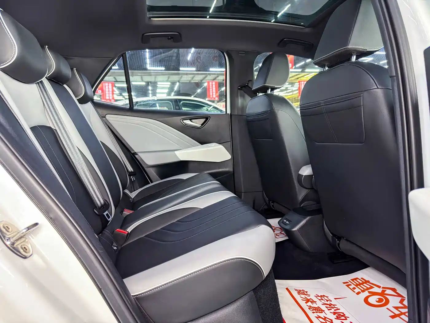 Volkswagen ID.3 2025 Smart Ultimate Intelligent Edition фото 16