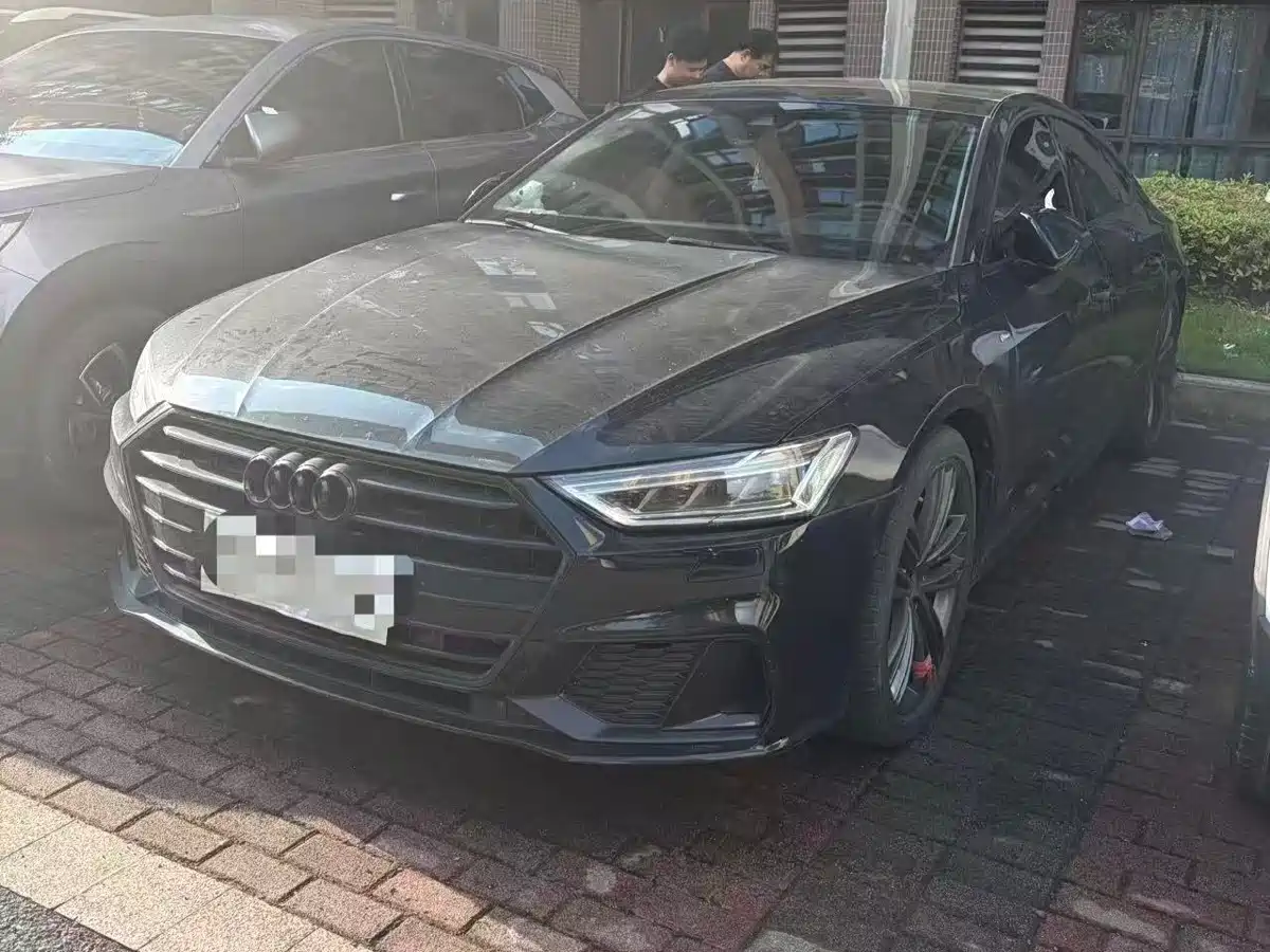 Audi A7 2023 Model 45 TFSI Premium Selection Edition