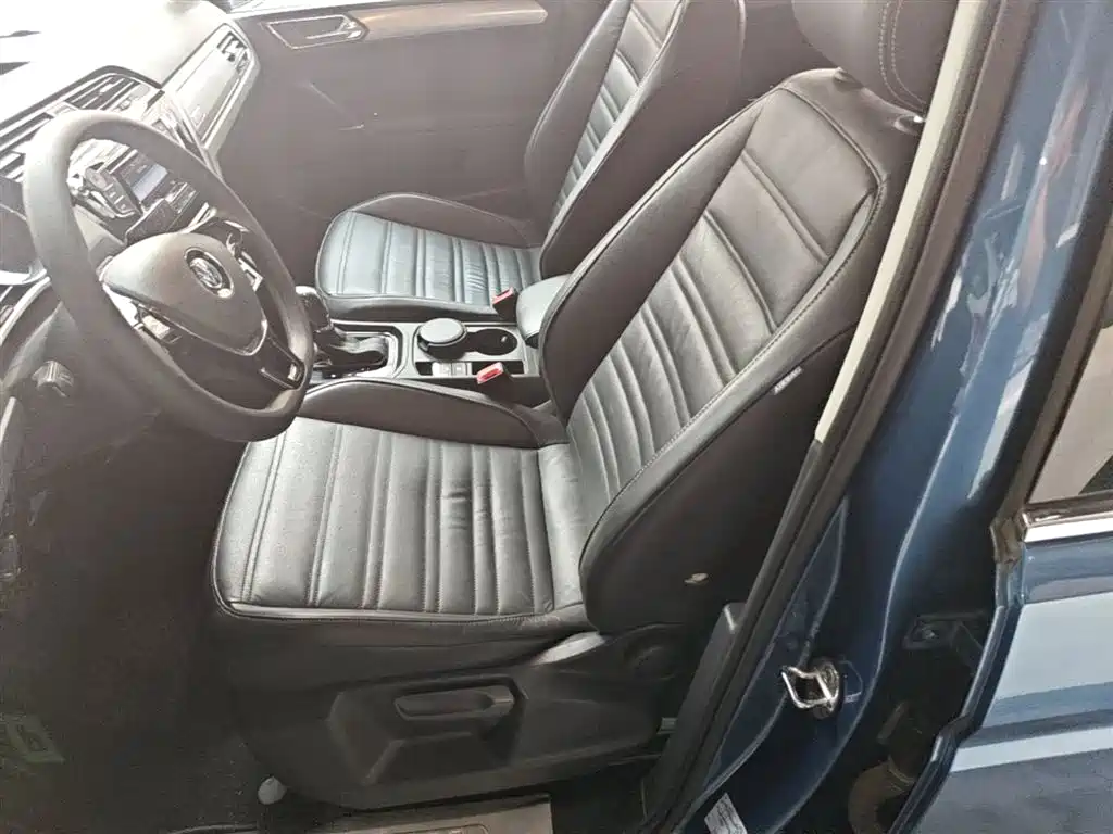 Volkswagen Touran 2016 Touran L 280TSI DSG Comfortline фото 15