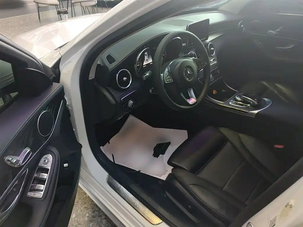 Mercedes-Benz C-Class 2018 C 180 L Fashion Sport Edition фото 12