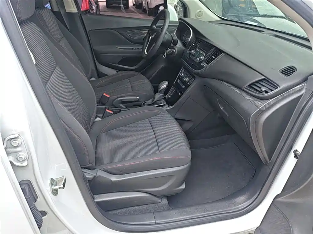 Buick Encore 2017 18T Automatic 2WD Urban Leading фото 25