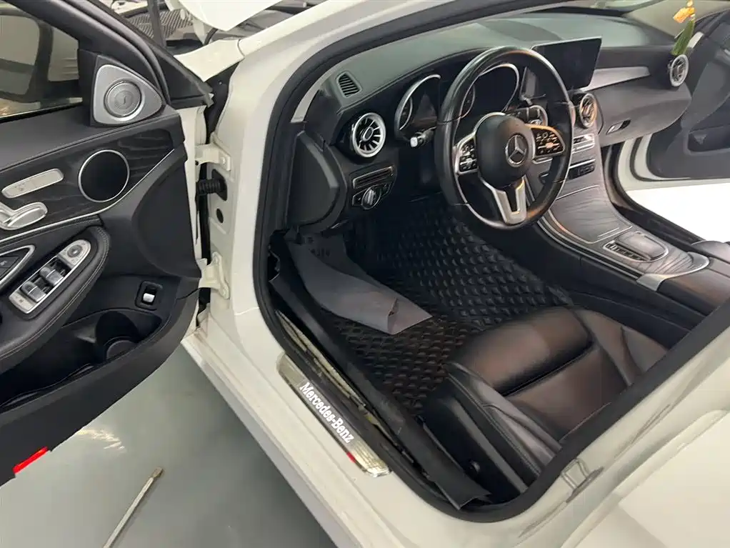 Mercedes-Benz C-Class 2019 C 260 L Sport фото 20