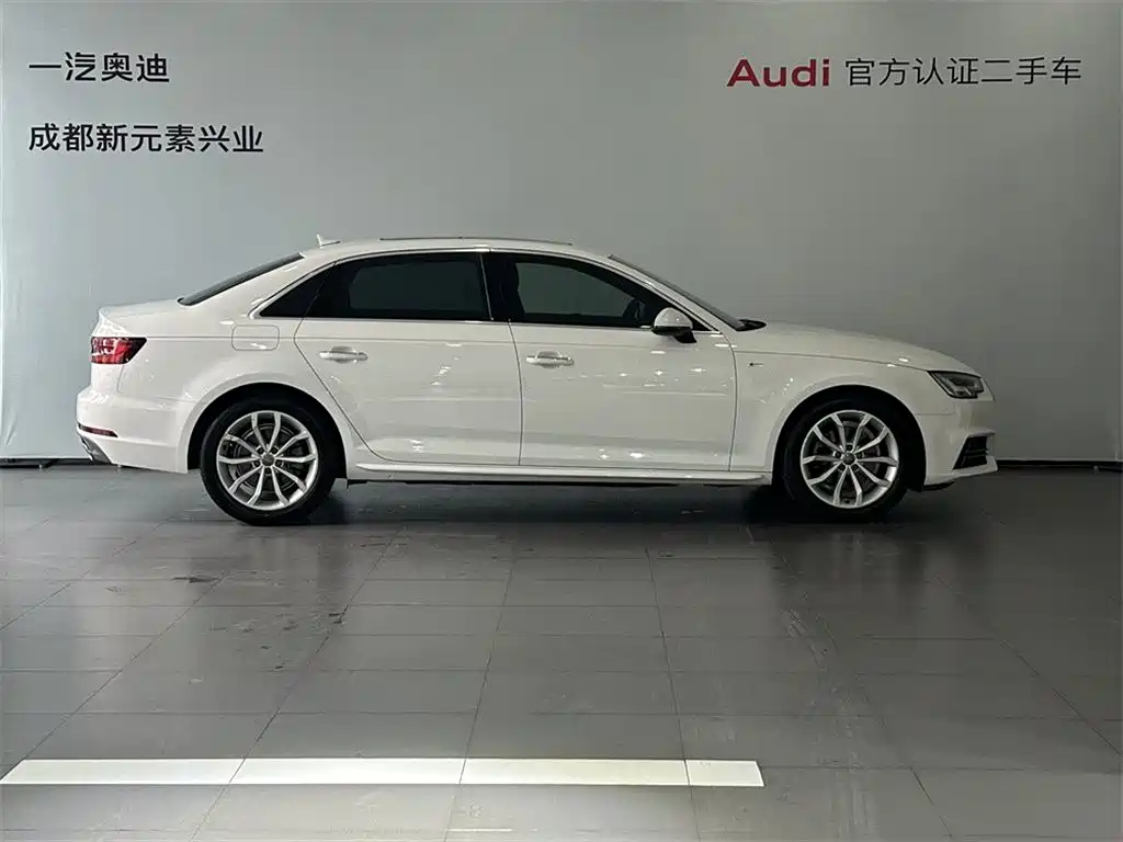 Audi A4L 2018 30th Anniversary 40 TFSI Fashion фото 3