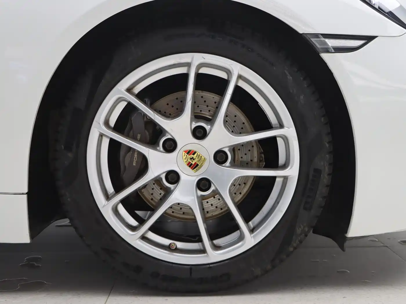Porsche 718 2018 Cayman 2.0T фото 9
