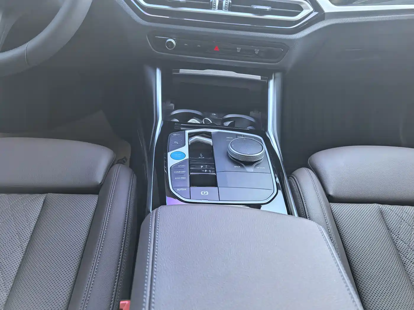 Фото 17 - BMW i3