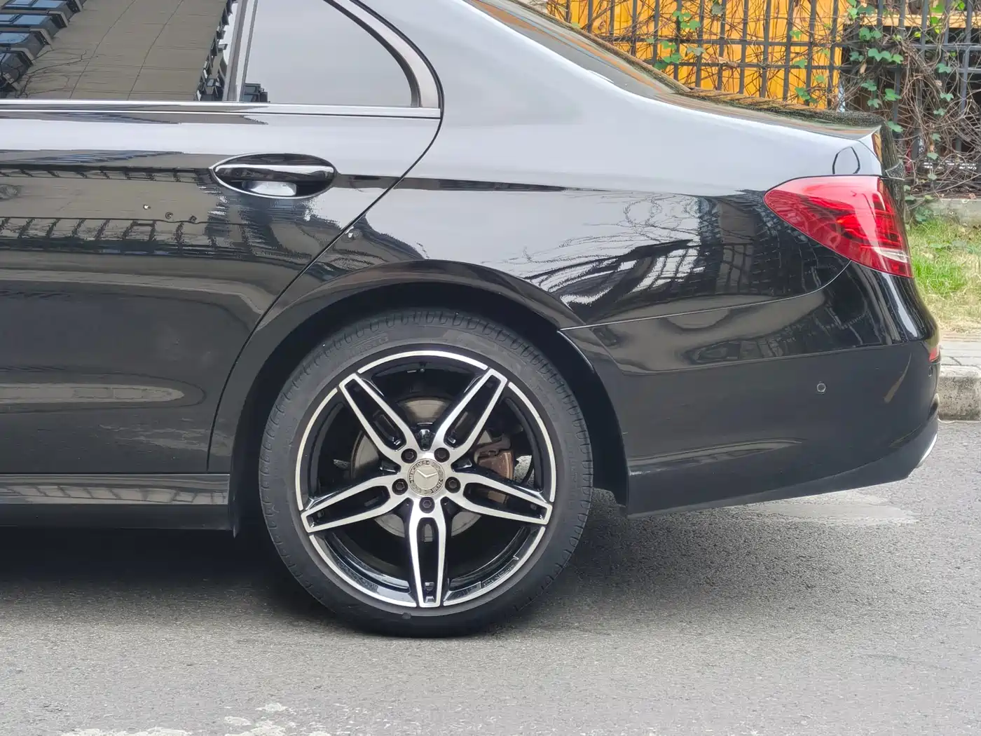 Mercedes-Benz E-Class 2017 E 200 Sport фото 8