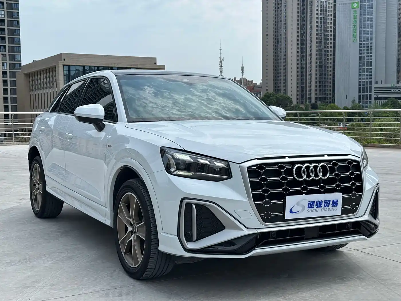 Audi Q2L 2022 35 TFSI Fashion Dynamic фото 3