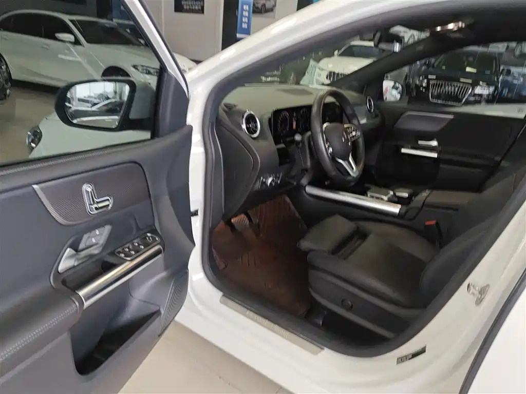 MERCEDES-BENZ CLASS B