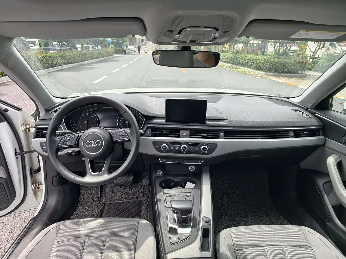 Audi A4L 2018 30th Anniversary 40 TFSI Progressive фото 12