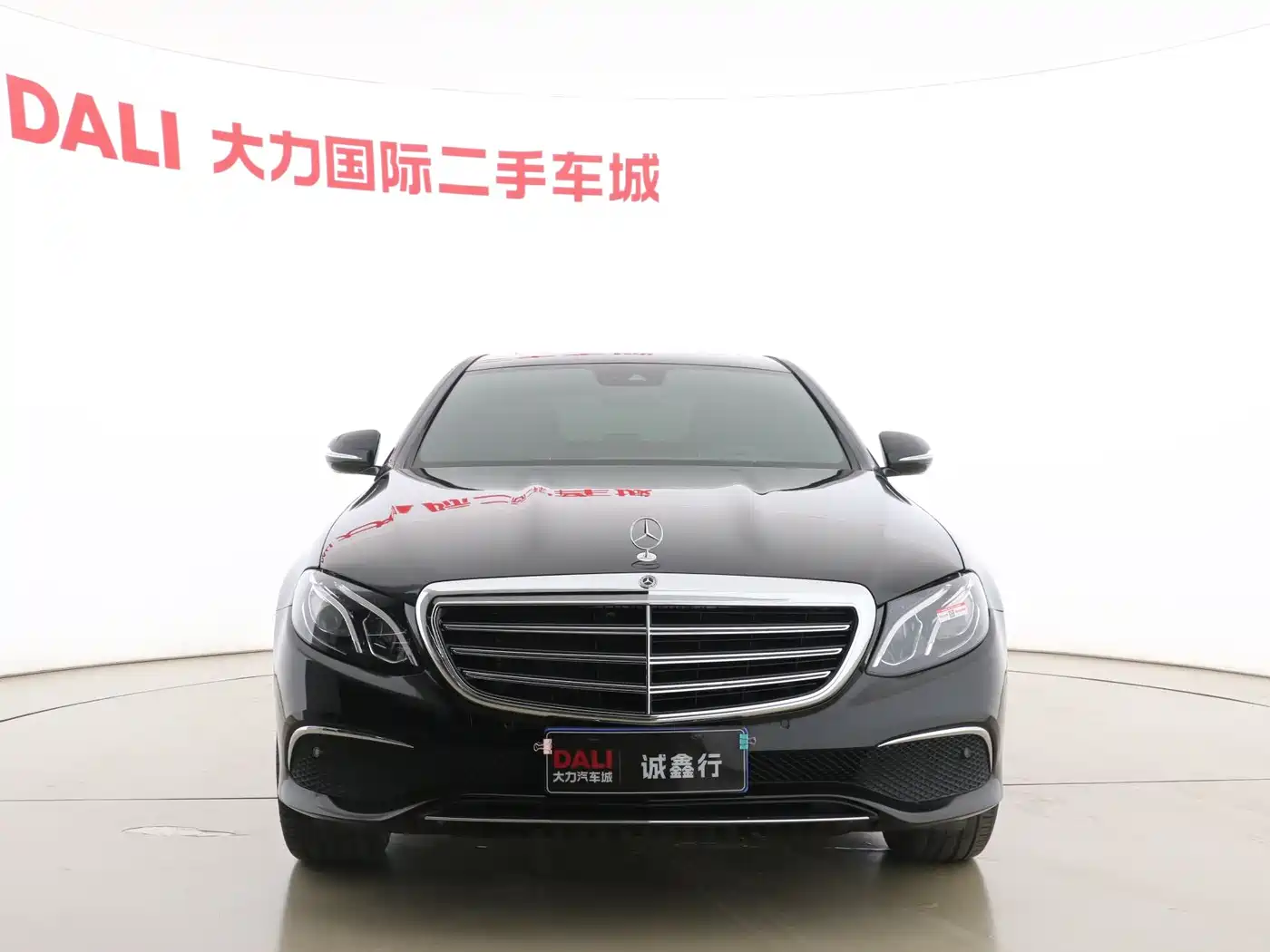 Mercedes-Benz E-Class 2017 E 200 Sport 4MATIC фото 3