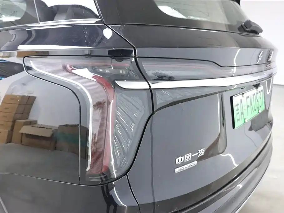 Hongqi HS7 PHEV 2024 2.0T PHEV AWD Qichang Edition 7-seater фото 33