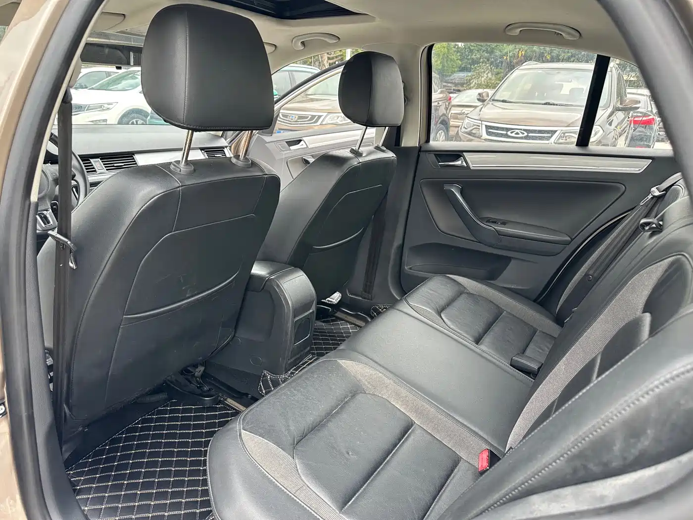 Volkswagen Bora 2015 Quality Edition 1.6L Automatic Comfort фото 9