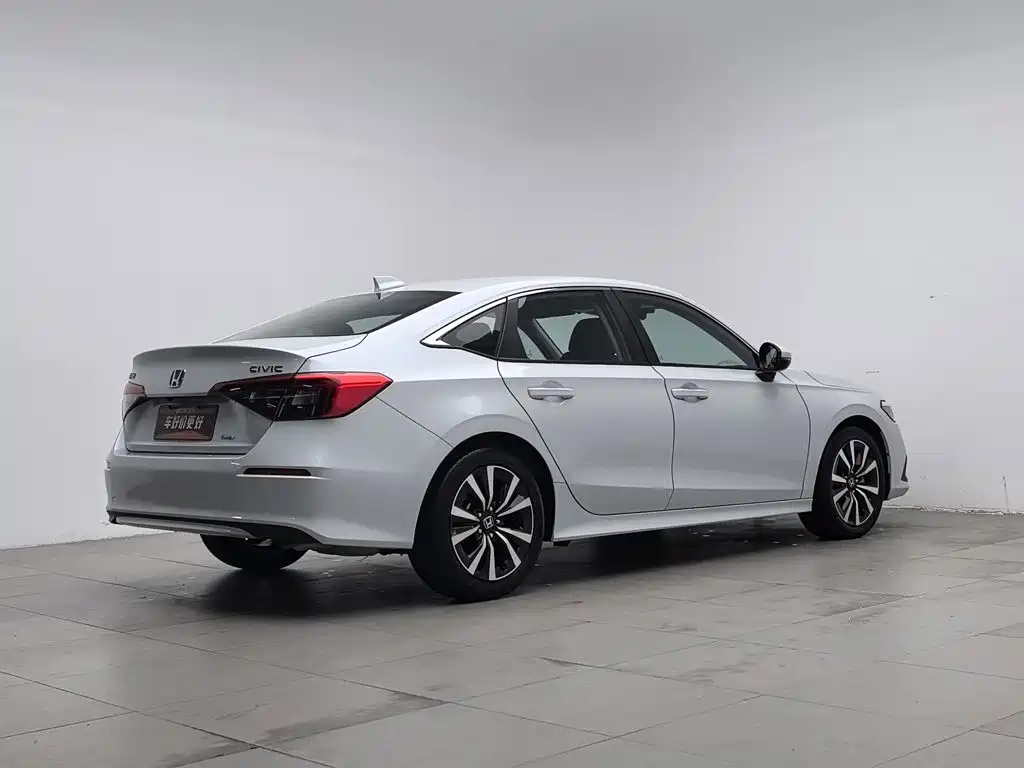 Honda Civic 2024 2023 2.0L e:HEV Pioneer Edition