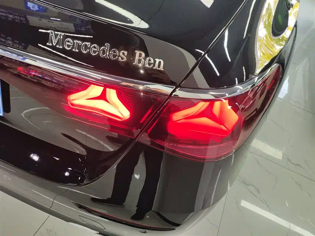 Mercedes-Benz E-Class 2025 E 260 L фото 24