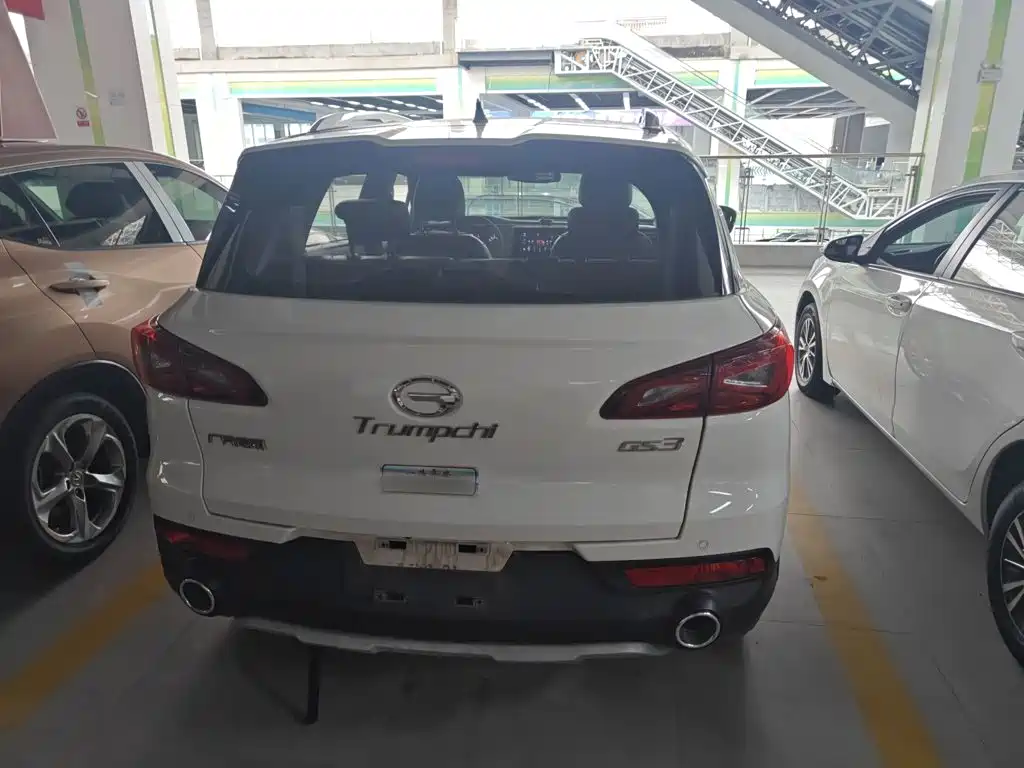 GAC Trumpchi Trumpchi GS3 2018 2017 150N Automatic Elite