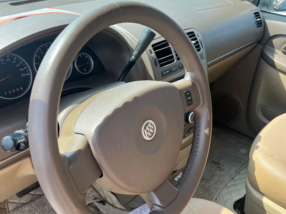 Buick GL8 2013 2.4L Comfort Edition фото 7