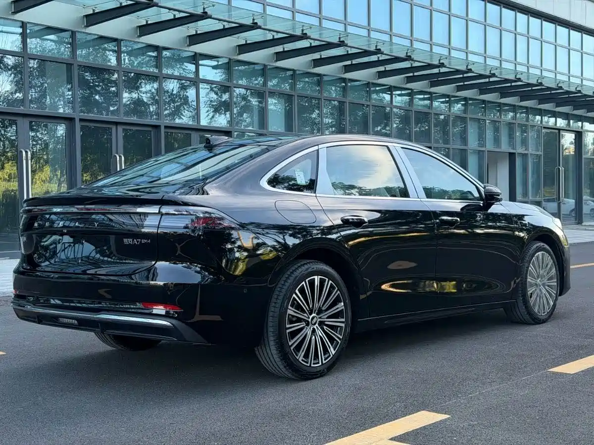 Geely Galaxy Galaxy A7 2026 2025 EM-i