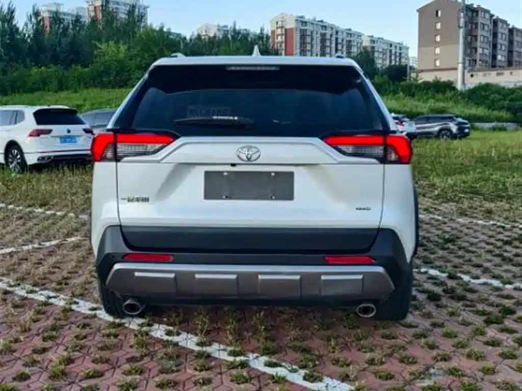 Toyota RAV4 Rongfang 2022 2.0L CVT 4WD Trend Plus Edition фото 6