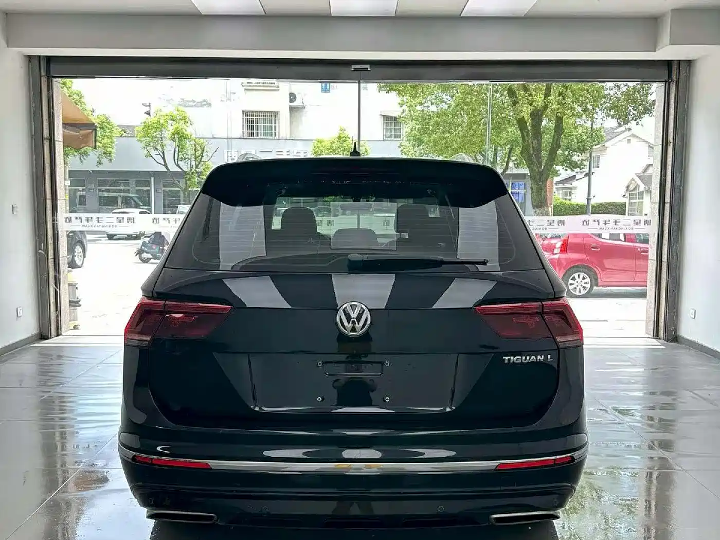 Volkswagen Tiguan L 2019 330TSI Auto 2WD R-Line Flagship Edition China V фото 8
