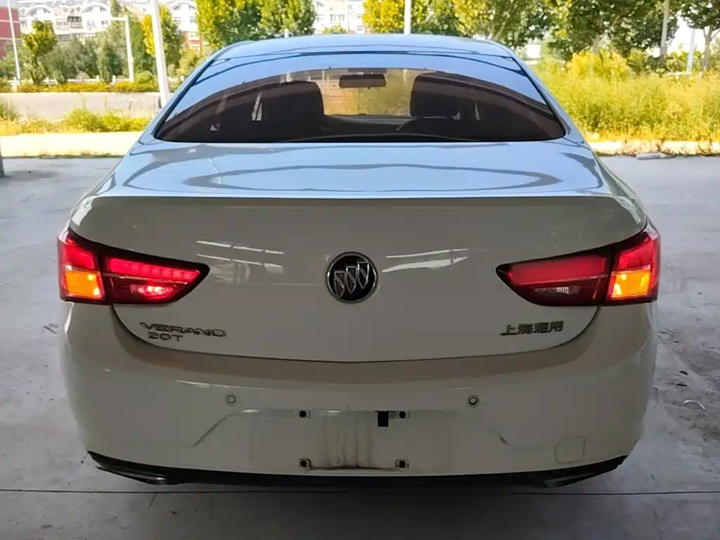 Buick Verano 2016 2015 Sedan 20T Dual-clutch Leading
