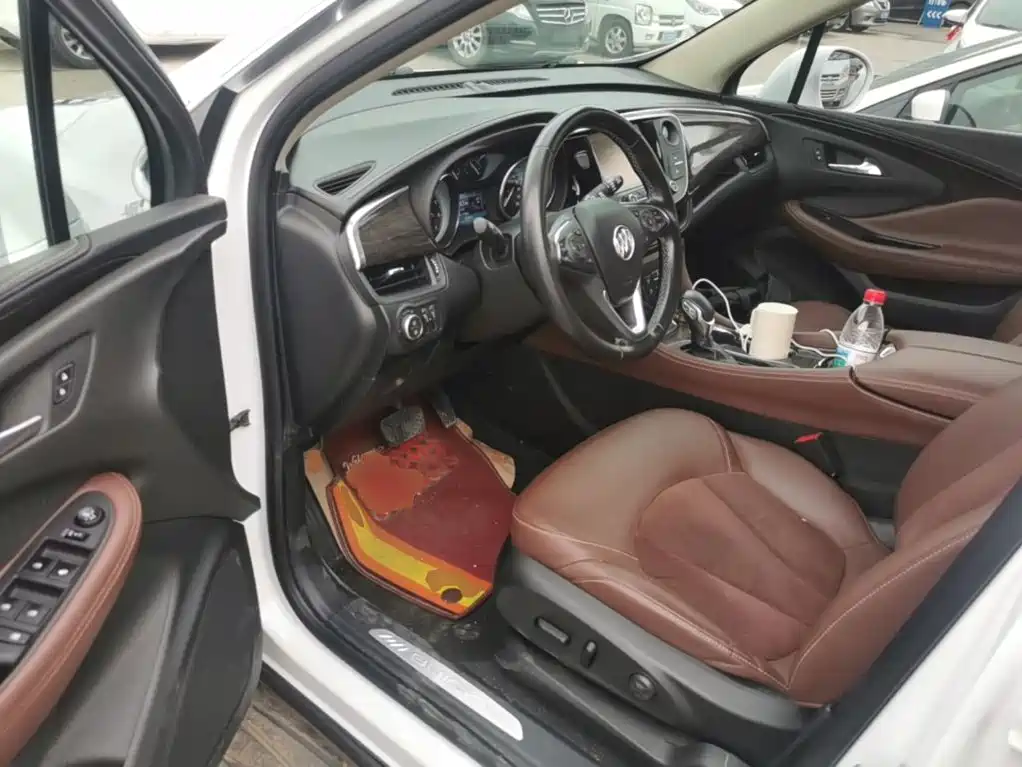 Фото 15 - Buick Envision Plus