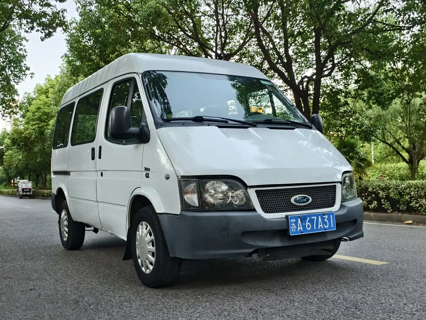 Ford Classic Transit 2016 2015 2.8T Diesel Short Wheelbase 6-Seater Mid-Roof MPV JX493ZLQ4