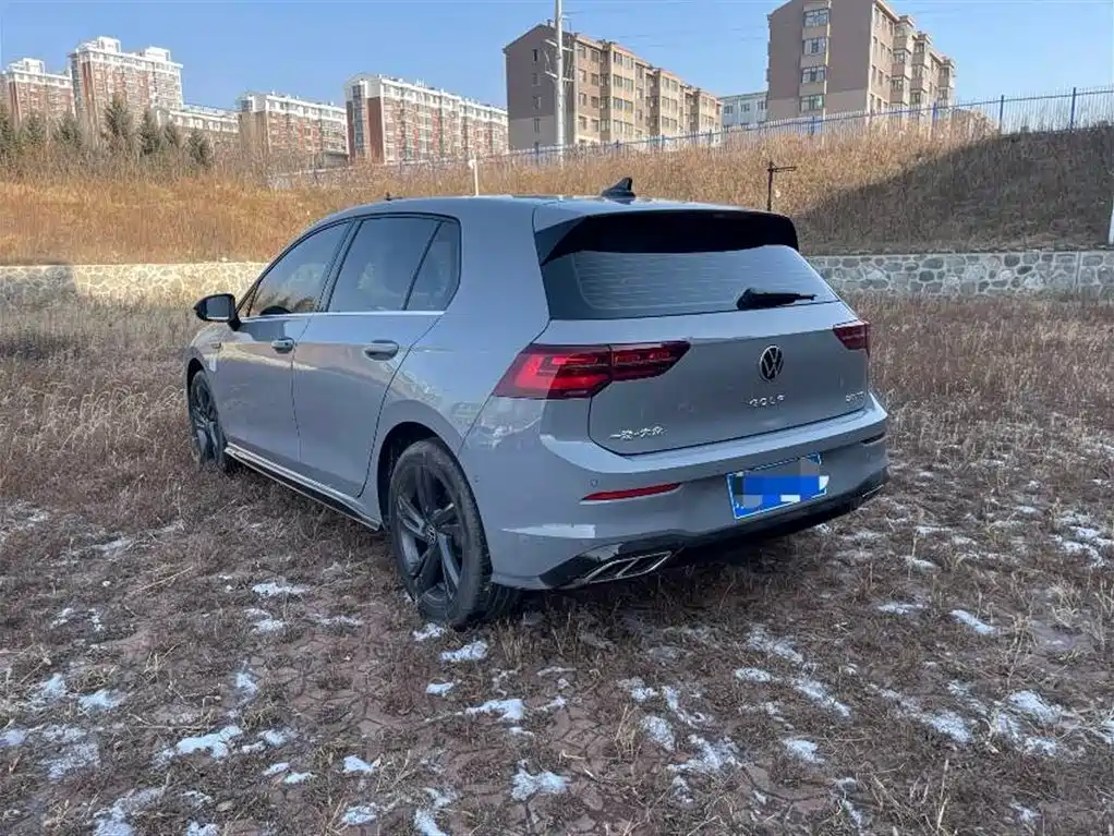 Volkswagen Golf 2024 280TSI DSG R-Line 50th Anniversary Edition фото 9