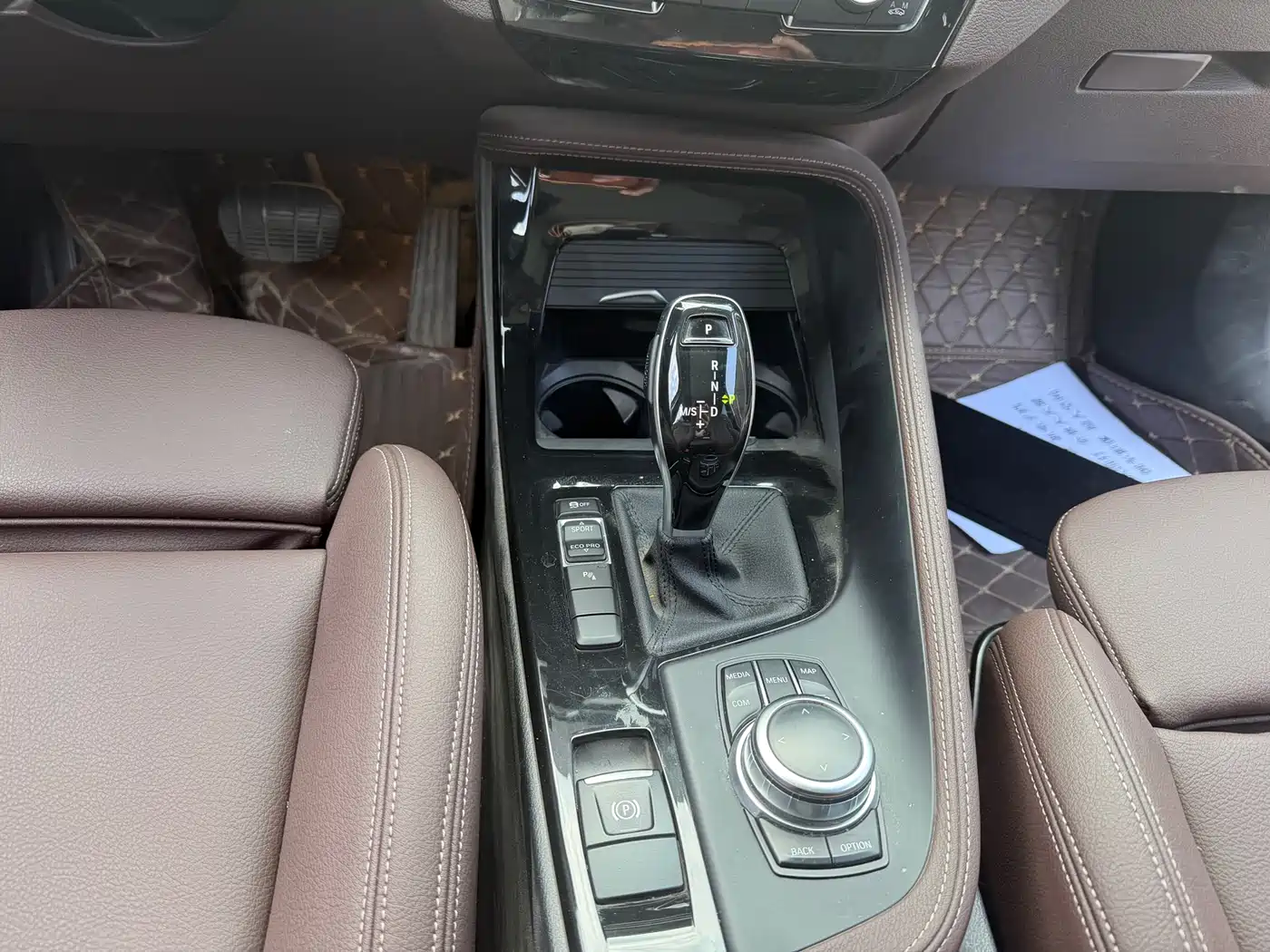 BMW X1 2022 sDrive20Li Fashion фото 10