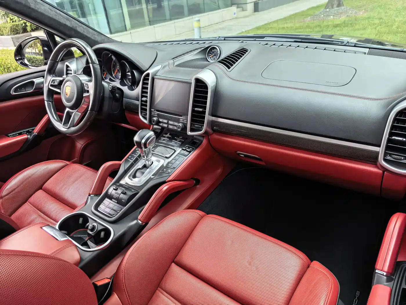 Porsche Cayenne 2015 Cayenne Turbo 4.8T фото 29