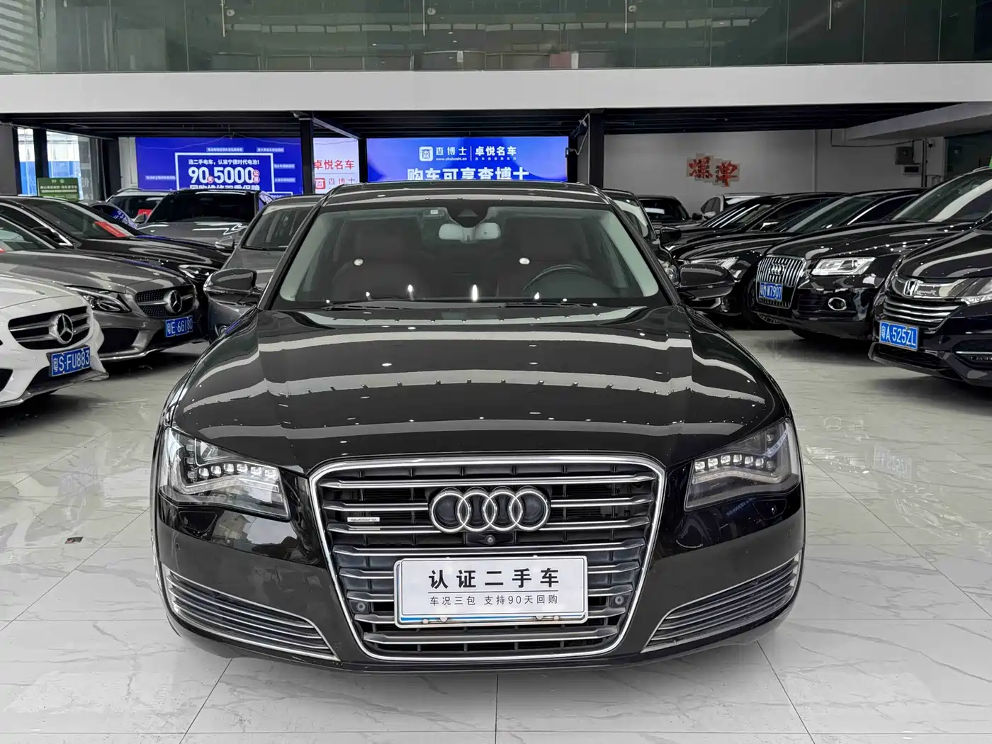 Audi A8 2013 A8L 45 TFSI quattro Luxury фото 2