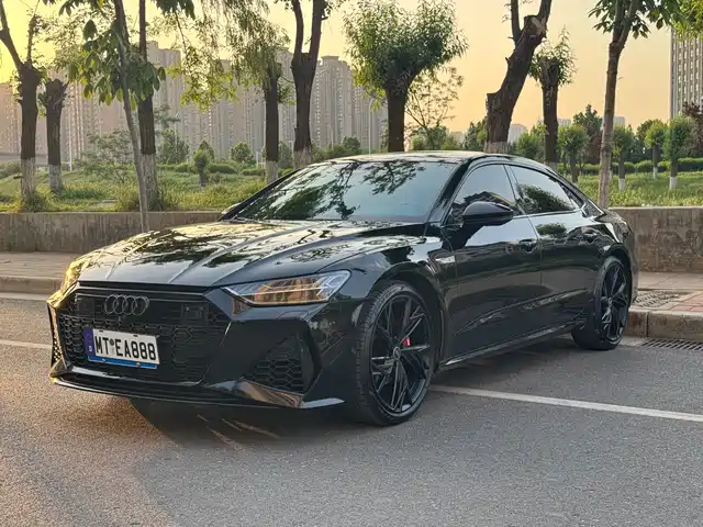 Audi A7L 2023 45 TFSI quattro S-line Black Warrior Edition