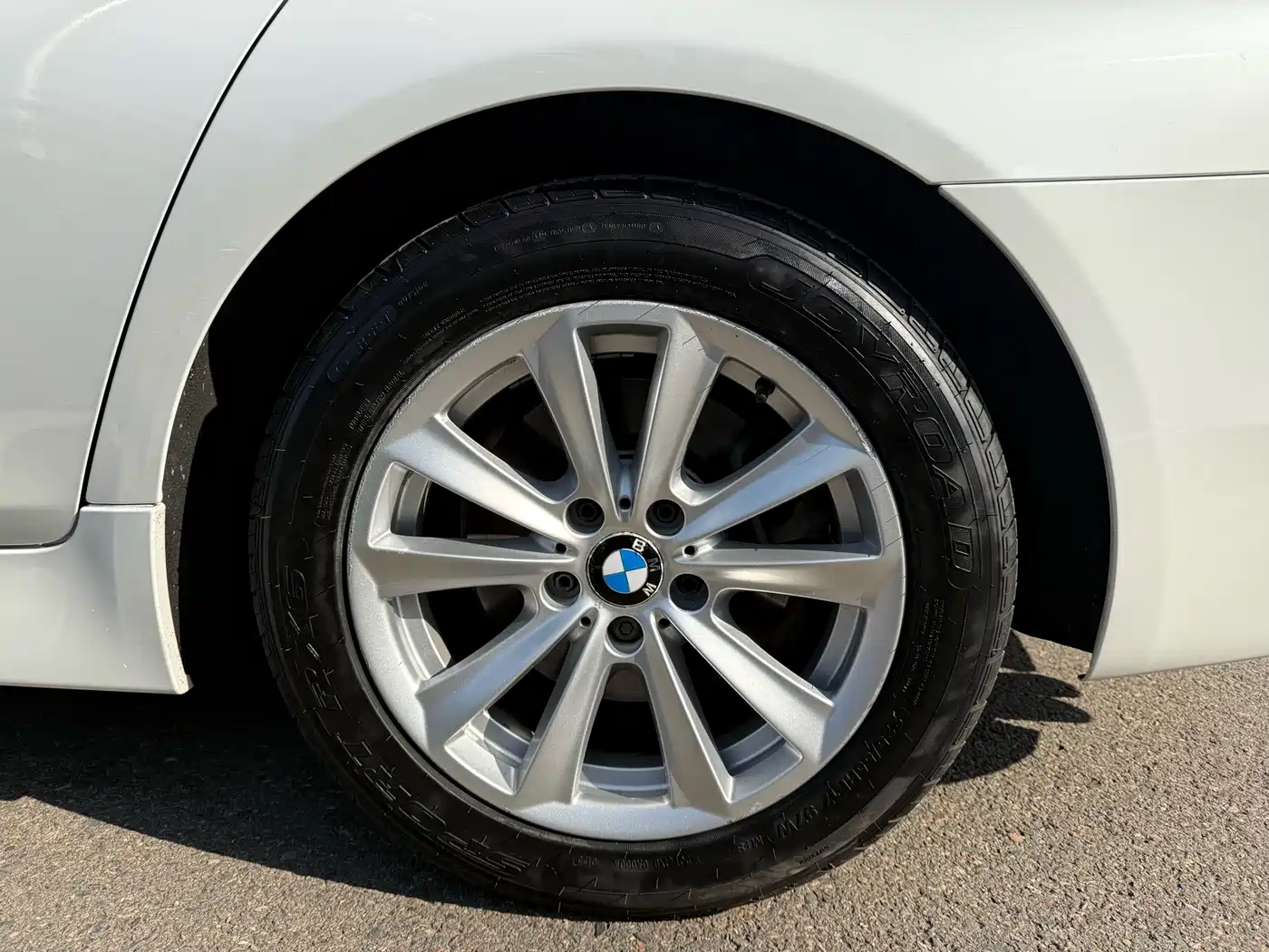 BMW 5 Series 2017 520Li Classic Edition фото 10