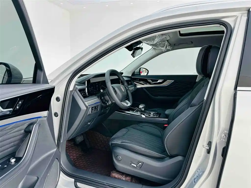 Hongqi HS5 2022 Facelift 2.0T Smart Flag Enjoyment Edition фото 13